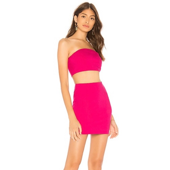 Alise Bandeau Mini Set in Hot Pink. - Picture 2 of 5